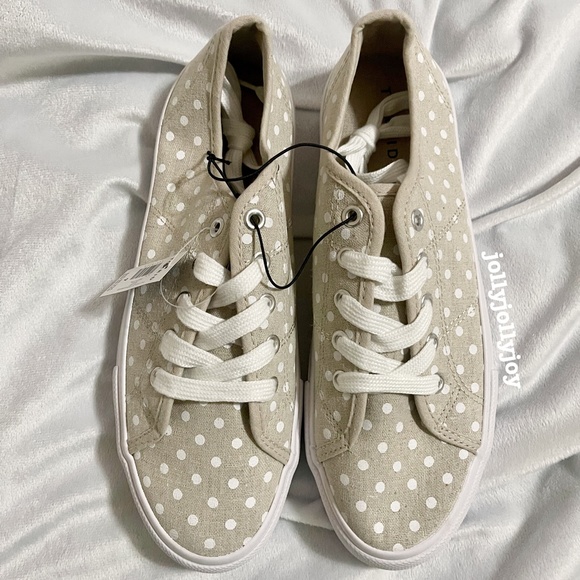 Torrid Natural Polka Dot Canvas Sneaker 9WW - Picture 2 of 12